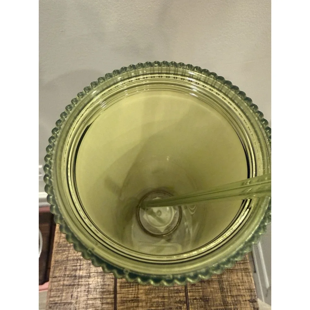 Starbucks‎ Tumbler Green Apple And Lilac Pleated Cold Cup Venti, NWT 24oz